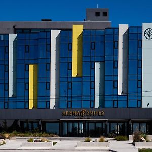 Arena Suites